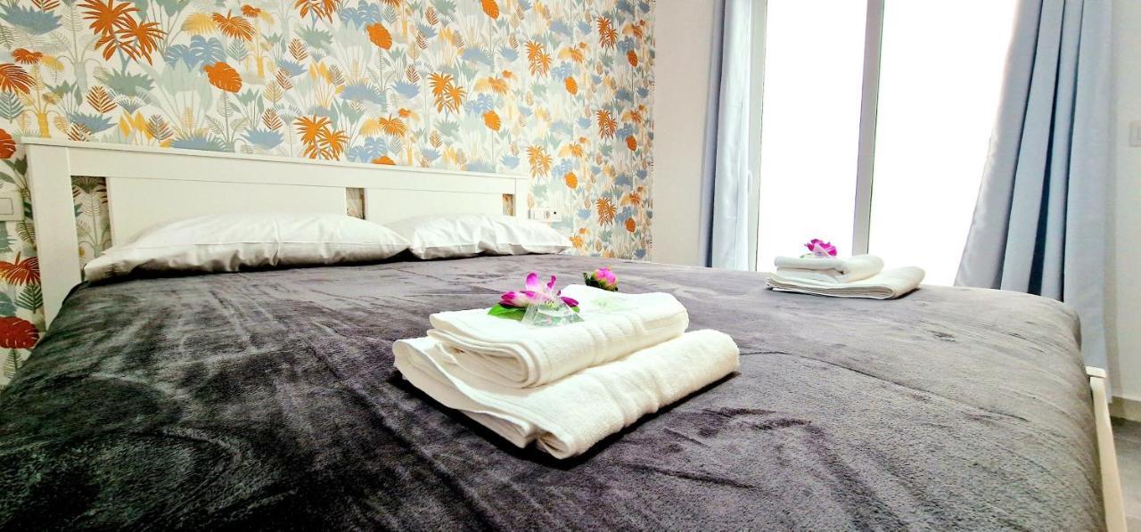 Apartamentos Playa San Juan & Wifi Free Guia de Isora  Exterior photo